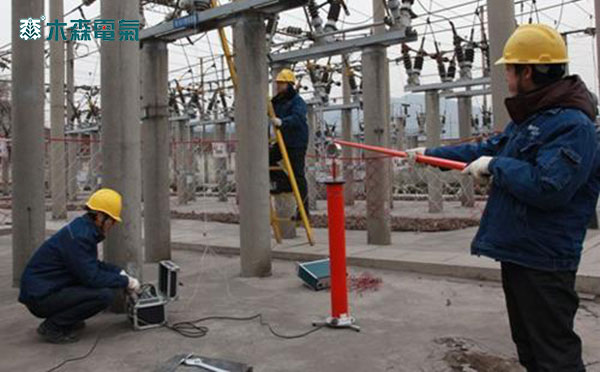 河南120kV/2mA直流高壓發(fā)生器110kV變電站試驗(yàn)現(xiàn)場(chǎng)